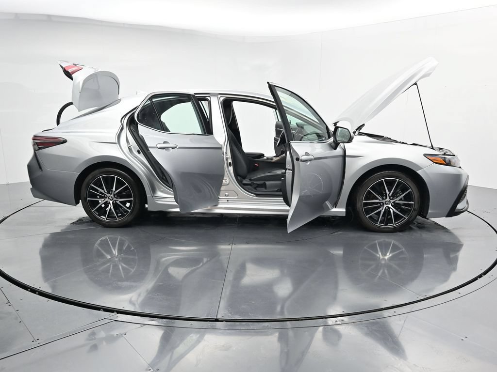 Used 2024 Toyota Camry SE FWD image 42