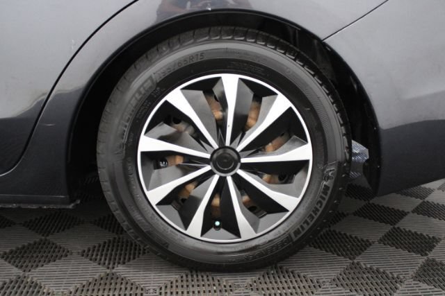 Used 2014 Subaru Impreza 2.0i AWD/4WD image 8