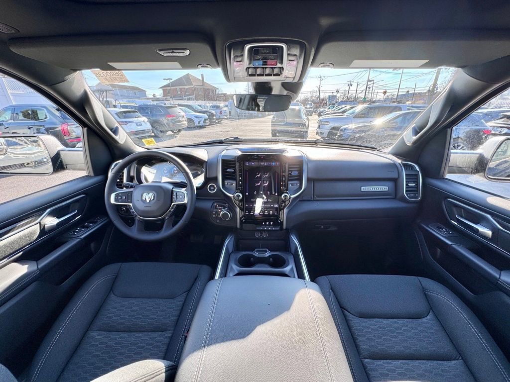 New 2026 RAM 1500 4x4 Crew Cab image 24