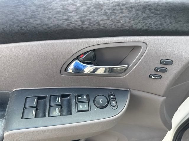 Used 2015 Honda Odyssey Touring image 11
