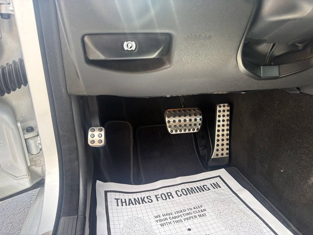 Used 2011 Mercedes-Benz C 300 4MATIC Sedan image 22