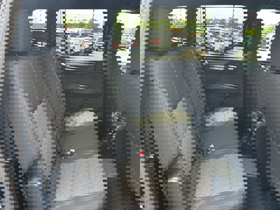 Used 2025 GMC Acadia Elevation FWD image 12