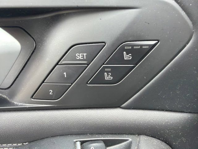 Used 2019 BMW X5 xDrive50i w/ M Sport Package AWD/4WD image 30