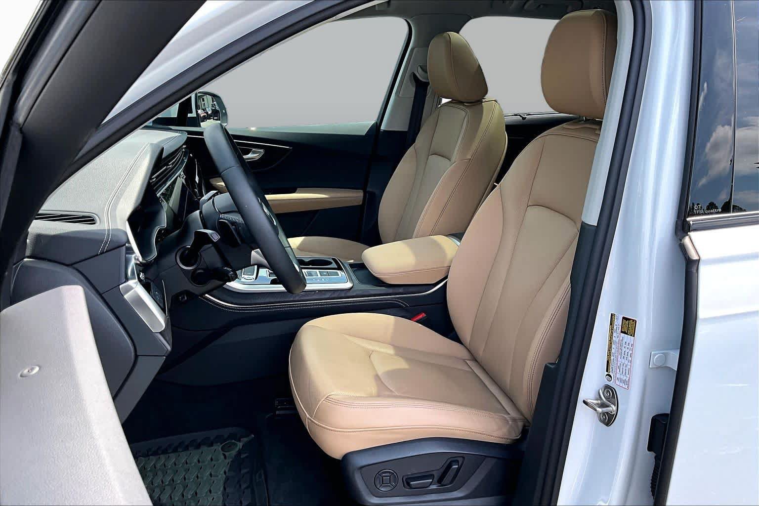 Used 2025 Audi Q7 3.0T Premium Plus AWD/4WD image 8