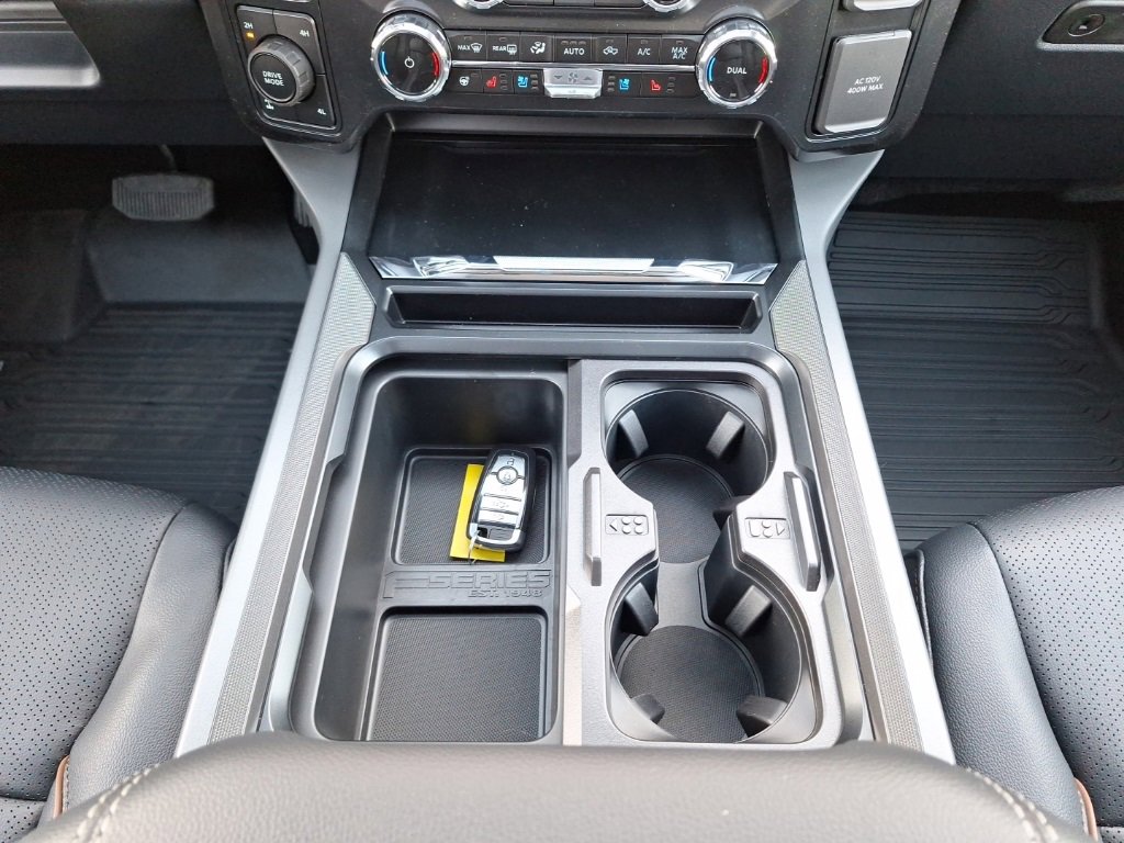 New 2026 Ford F250 Lariat w/ Lariat Premium Package image 14