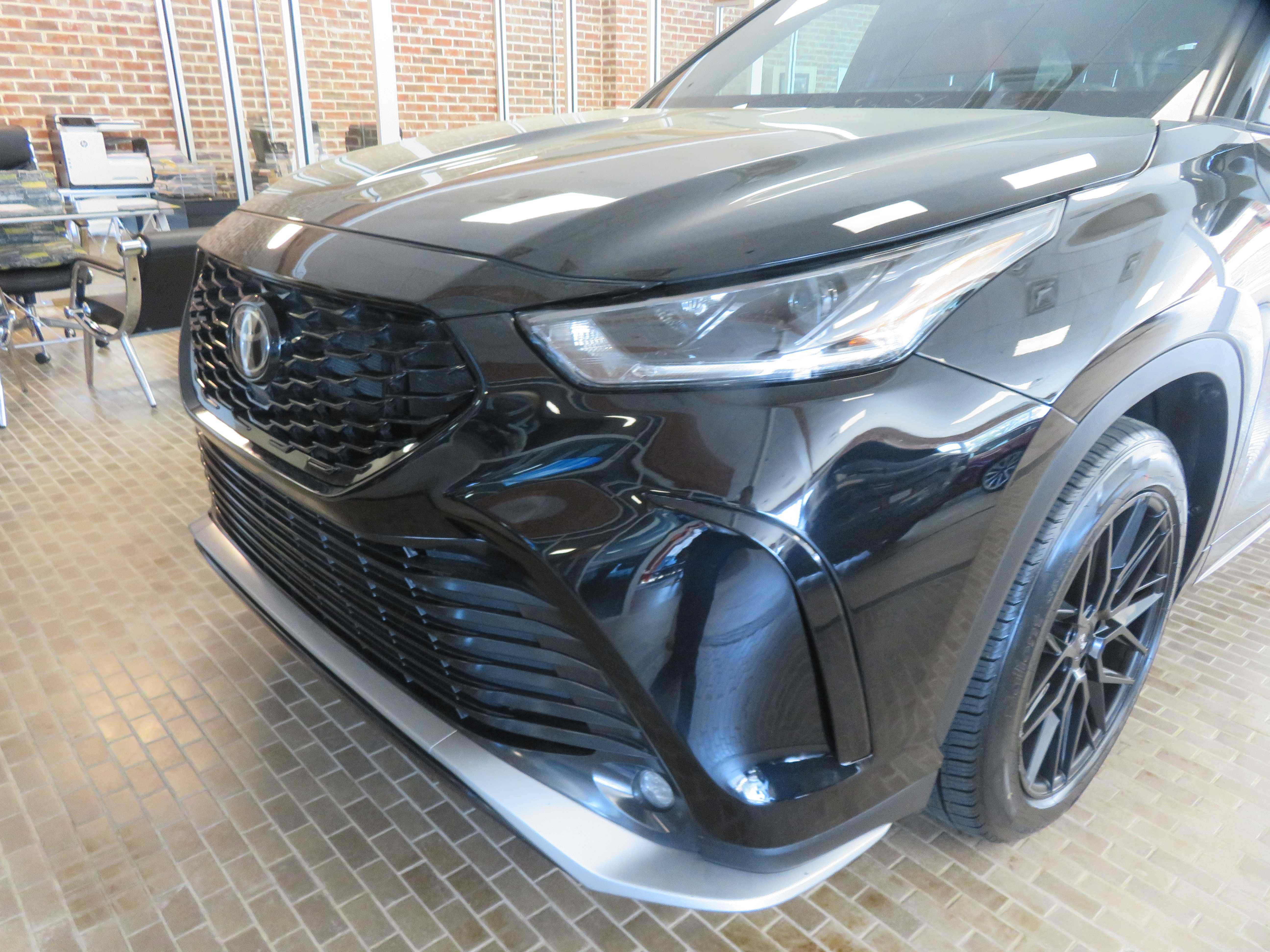 Used 2021 Toyota Highlander XSE AWD/4WD image 67