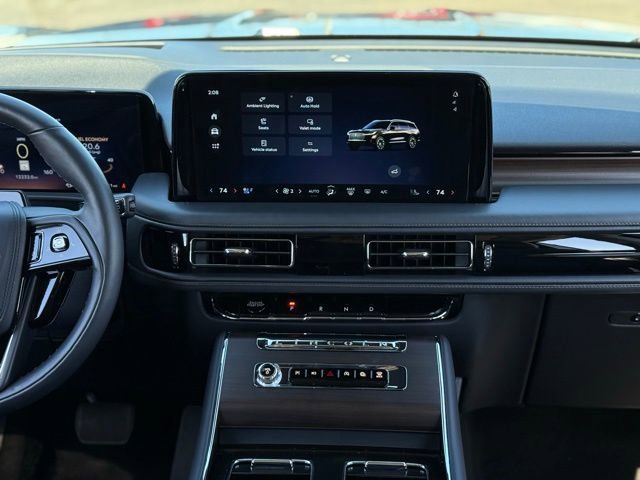 Used 2025 Lincoln Aviator Reserve w/ Illumination Package image 27