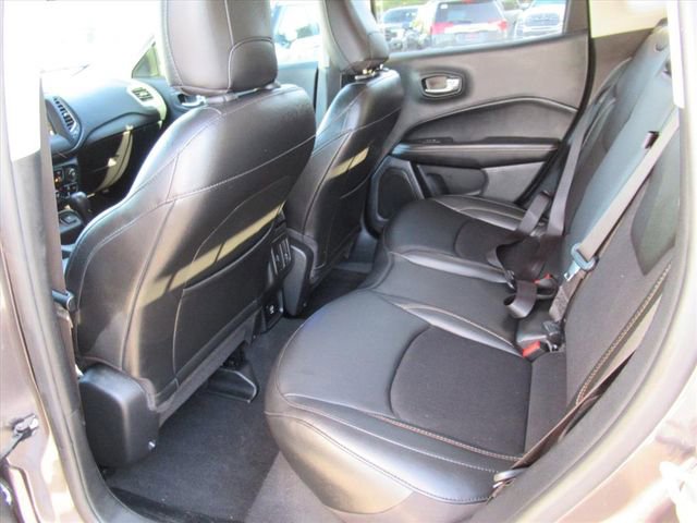 Used 2020 Jeep Compass Latitude image 33