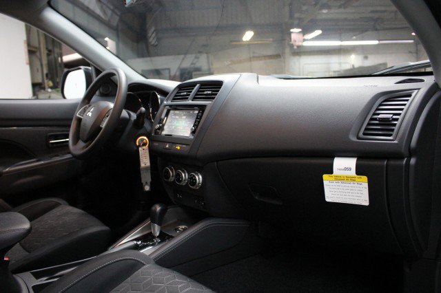 New 2025 Mitsubishi Outlander Sport ES image 19