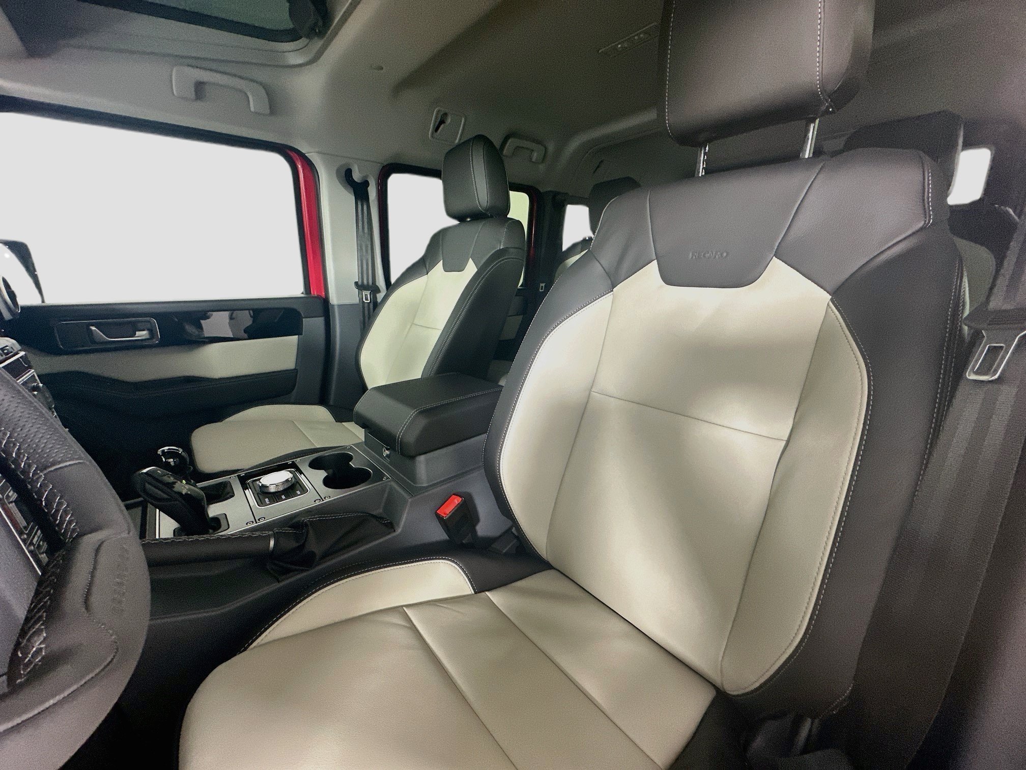New 2025 INEOS Grenadier Station Wagon AWD/4WD image 35