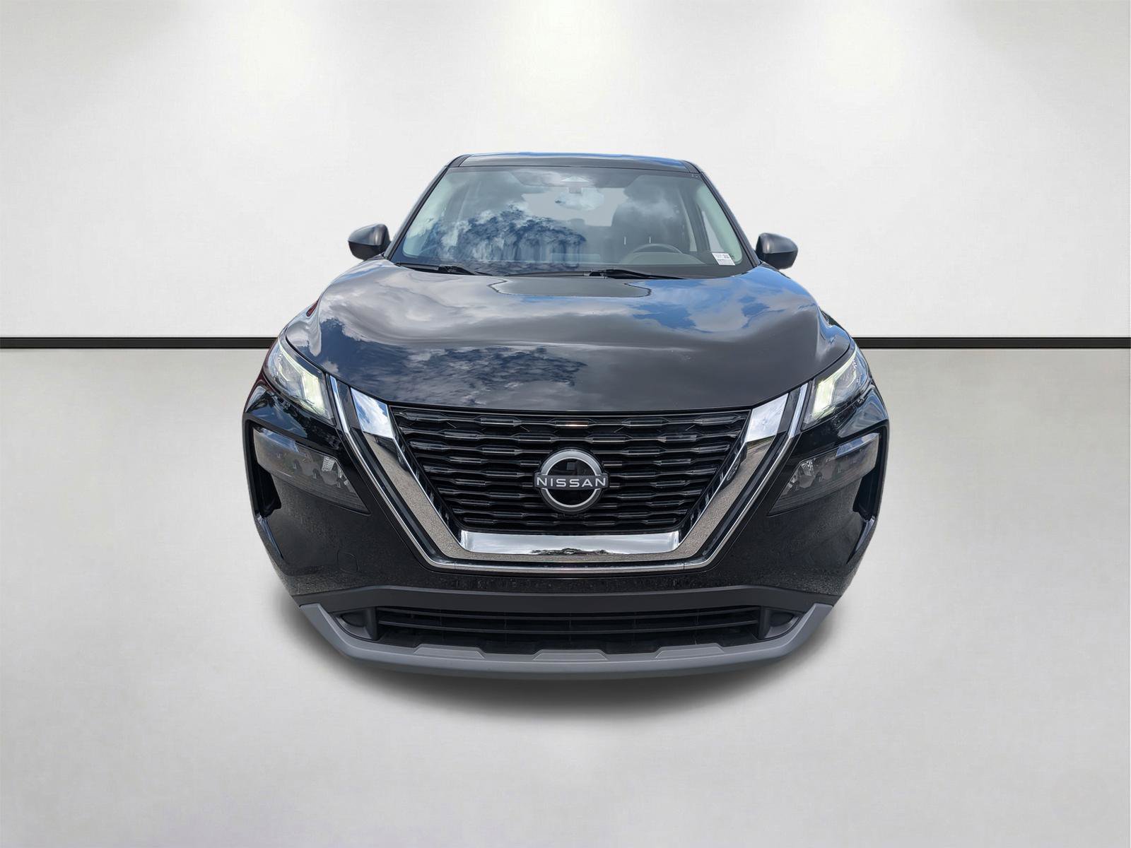 Used 2023 Nissan Rogue S FWD image 10