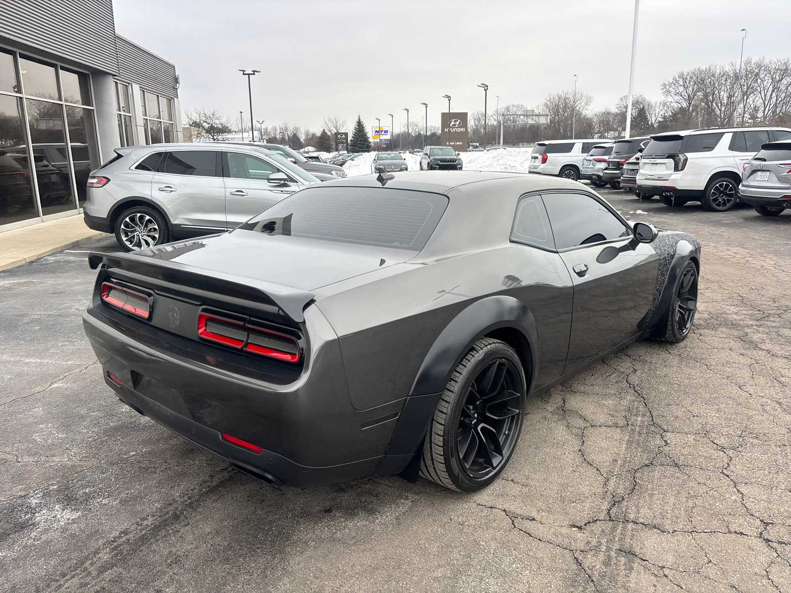 Used 2019 Dodge Challenger SRT Hellcat Redeye image 7