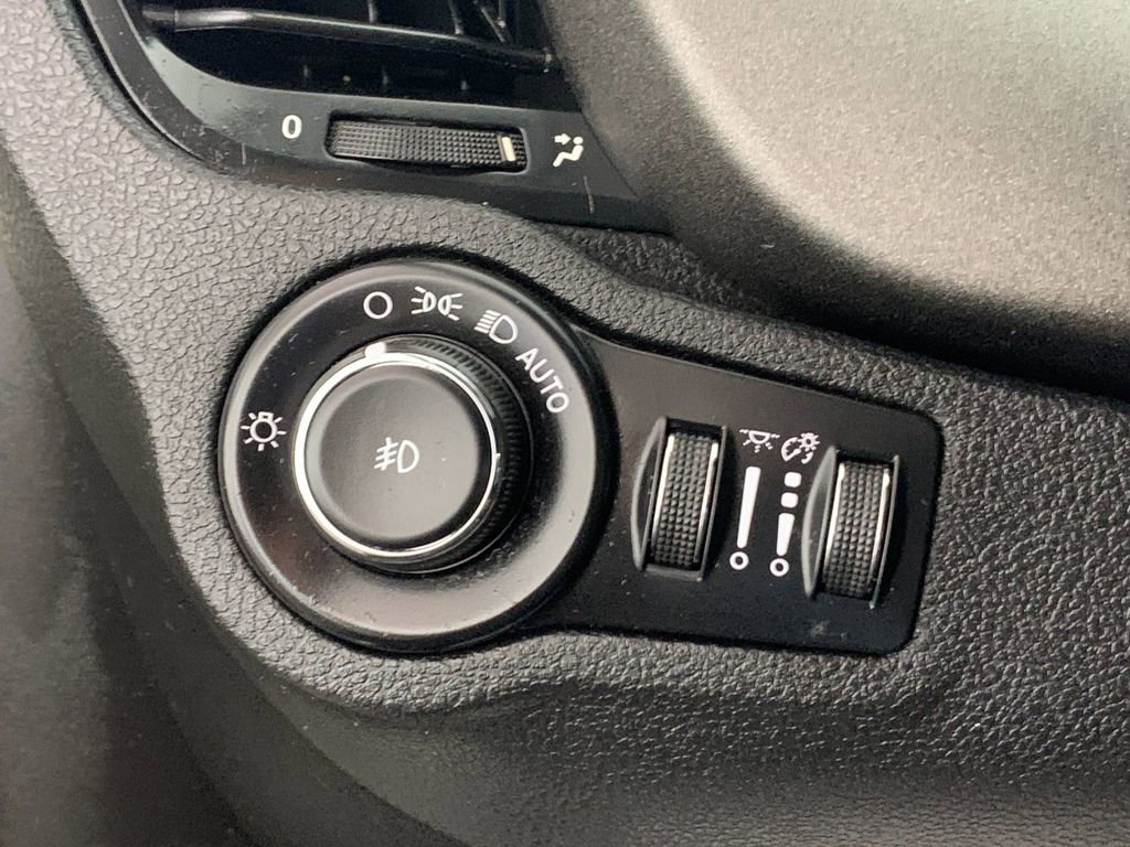 Used 2017 FIAT 500X Trekking image 17