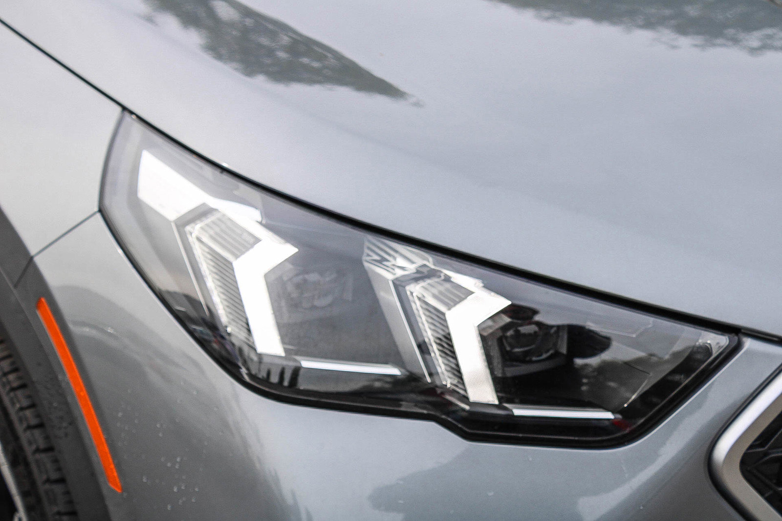 Used 2025 BMW X2 xDrive28i image 8