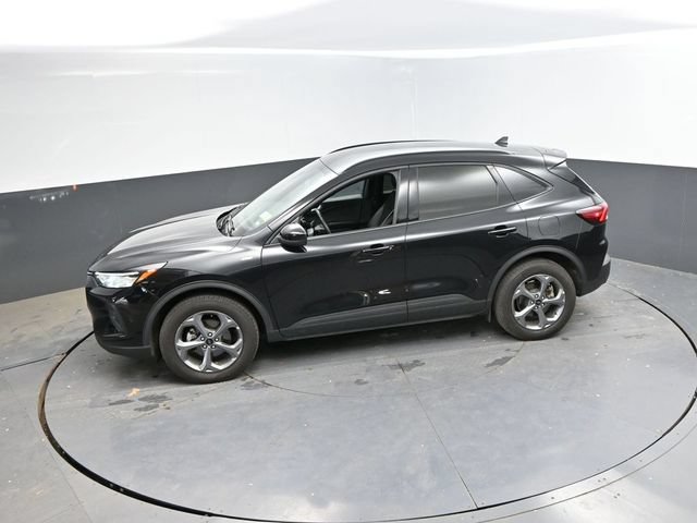 Used 2025 Ford Escape ST-Line Select AWD/4WD image 41