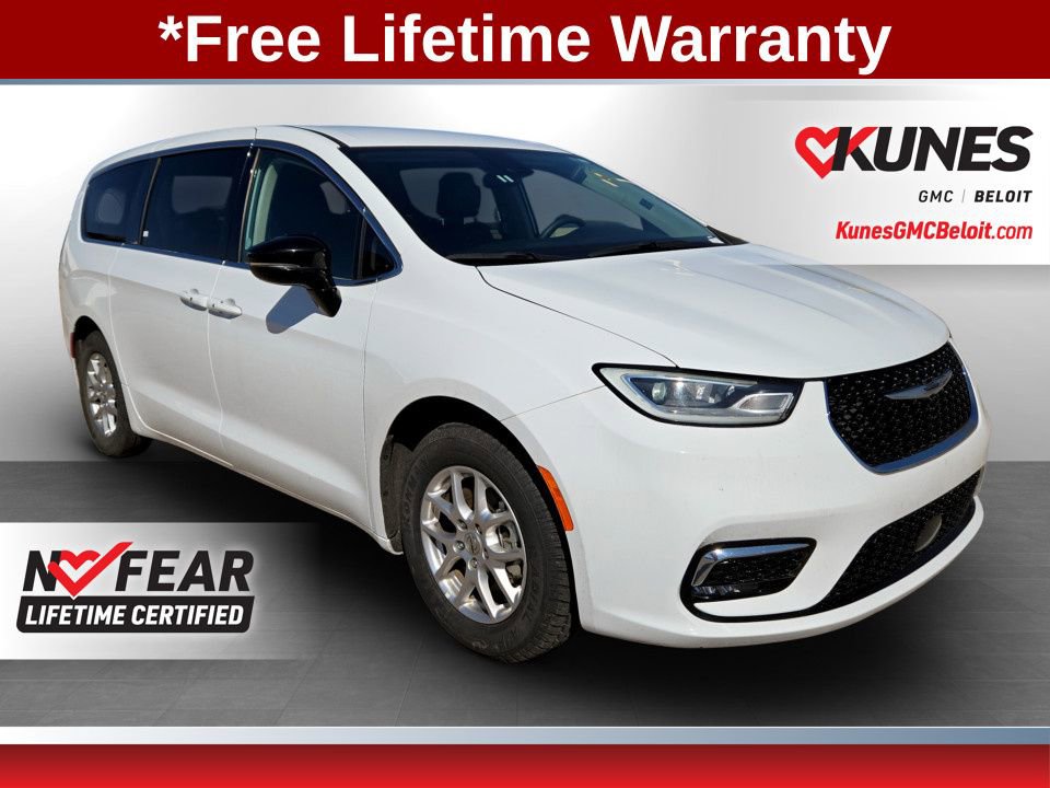 Used 2024 Chrysler Pacifica Touring-L