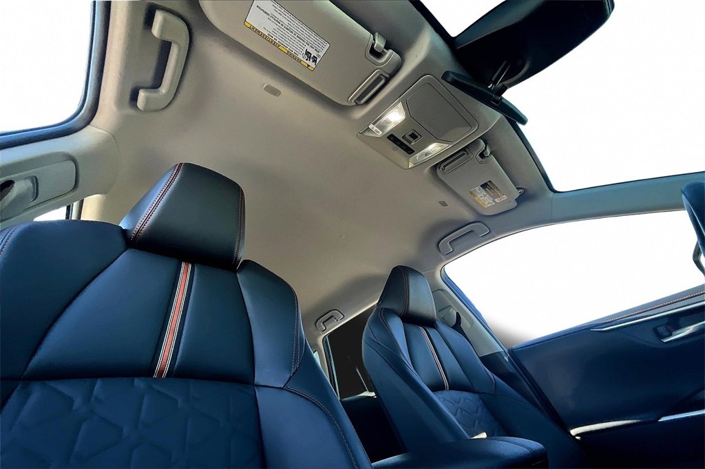 Used 2024 Toyota RAV4 Adventure image 17