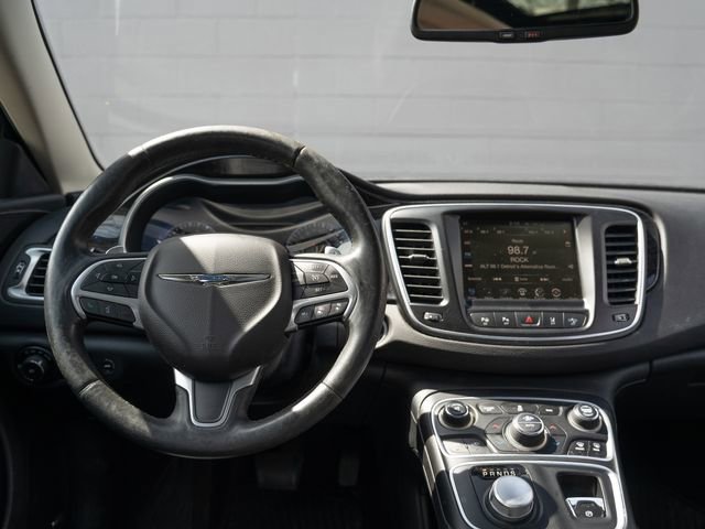 Used 2016 Chrysler 200 C image 22