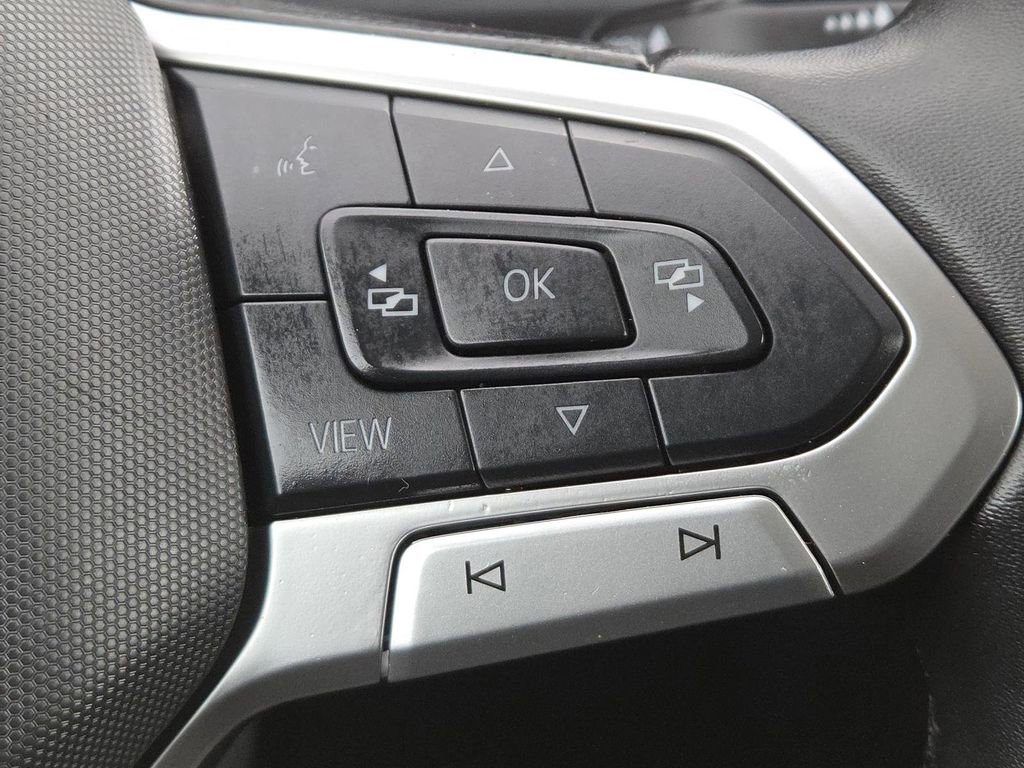 Used 2024 Volkswagen Tiguan Wolfsburg Edition image 30