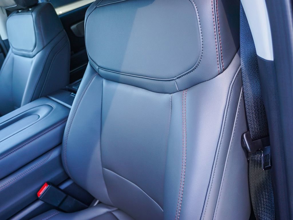 New 2025 Ford Expedition Active image 20