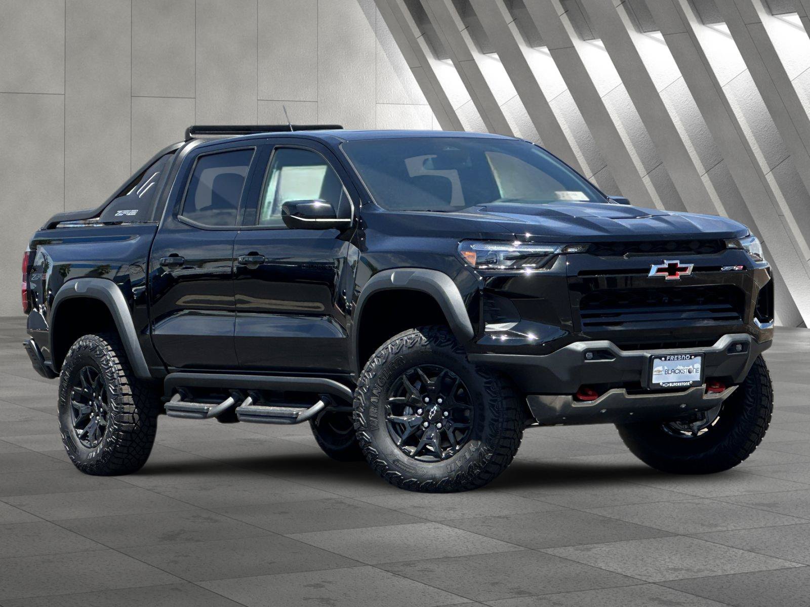 New 2026 Chevrolet Colorado ZR2 w/ Midnight Edition AWD/4WD image 2