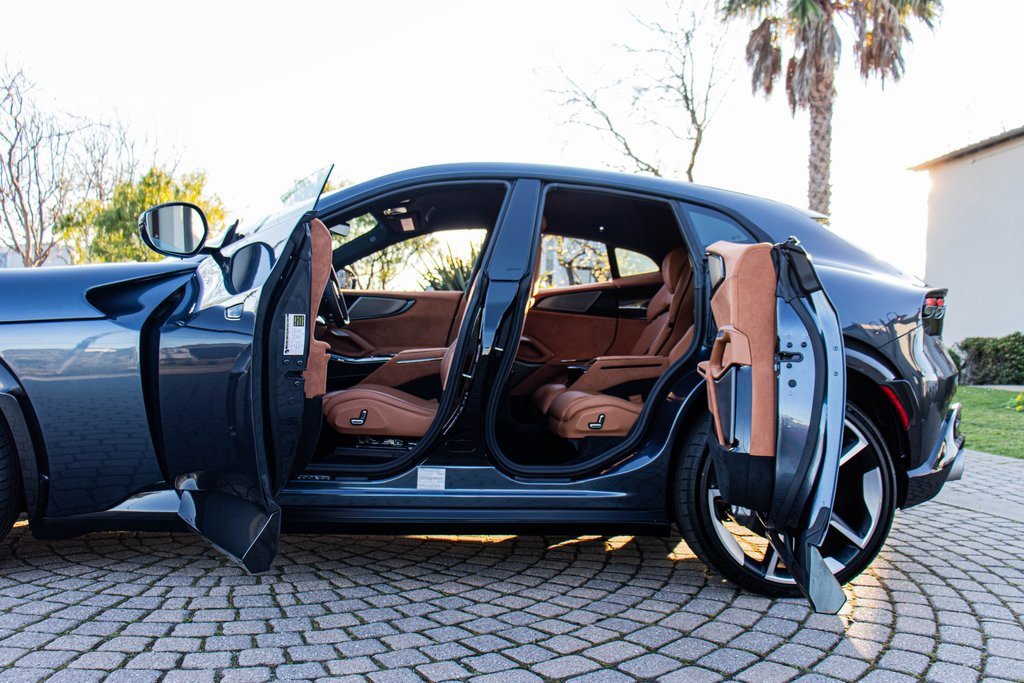 Certified 2024 Ferrari Purosangue Base image 46