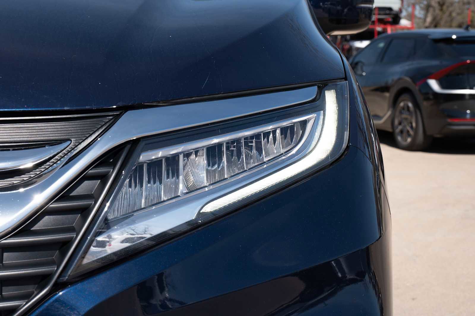 Used 2020 Honda Odyssey Elite image 3