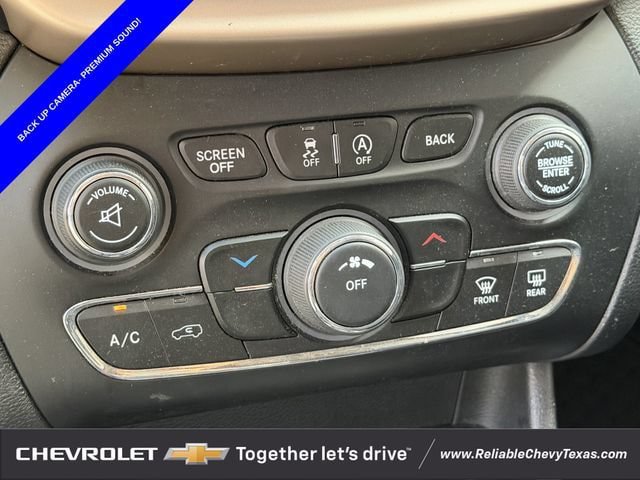 Used 2017 Jeep Cherokee Latitude w/ Safety/Convenience Group AWD/4WD image 22