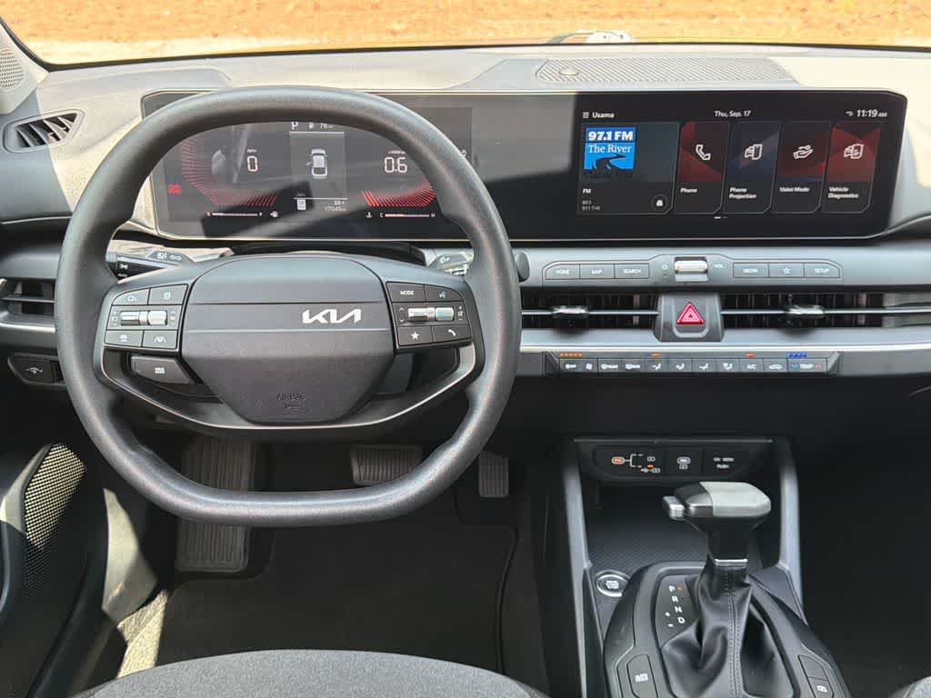 Used 2025 Kia K4 FWD image 24
