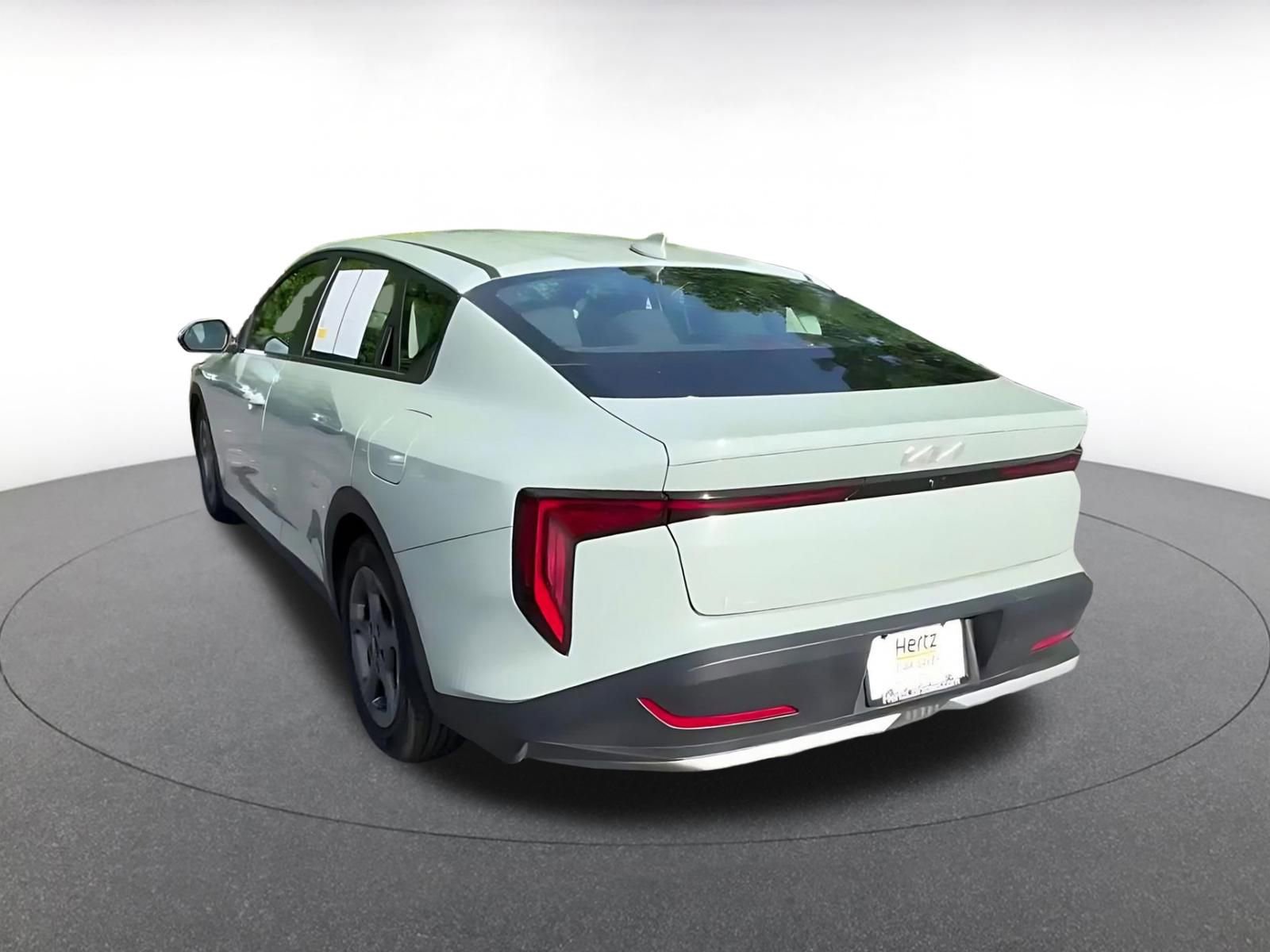 Used 2025 Kia K4 FWD image 11