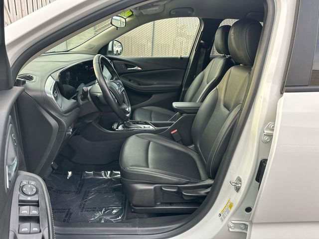 Used 2024 Buick Encore GX Sport Touring image 17