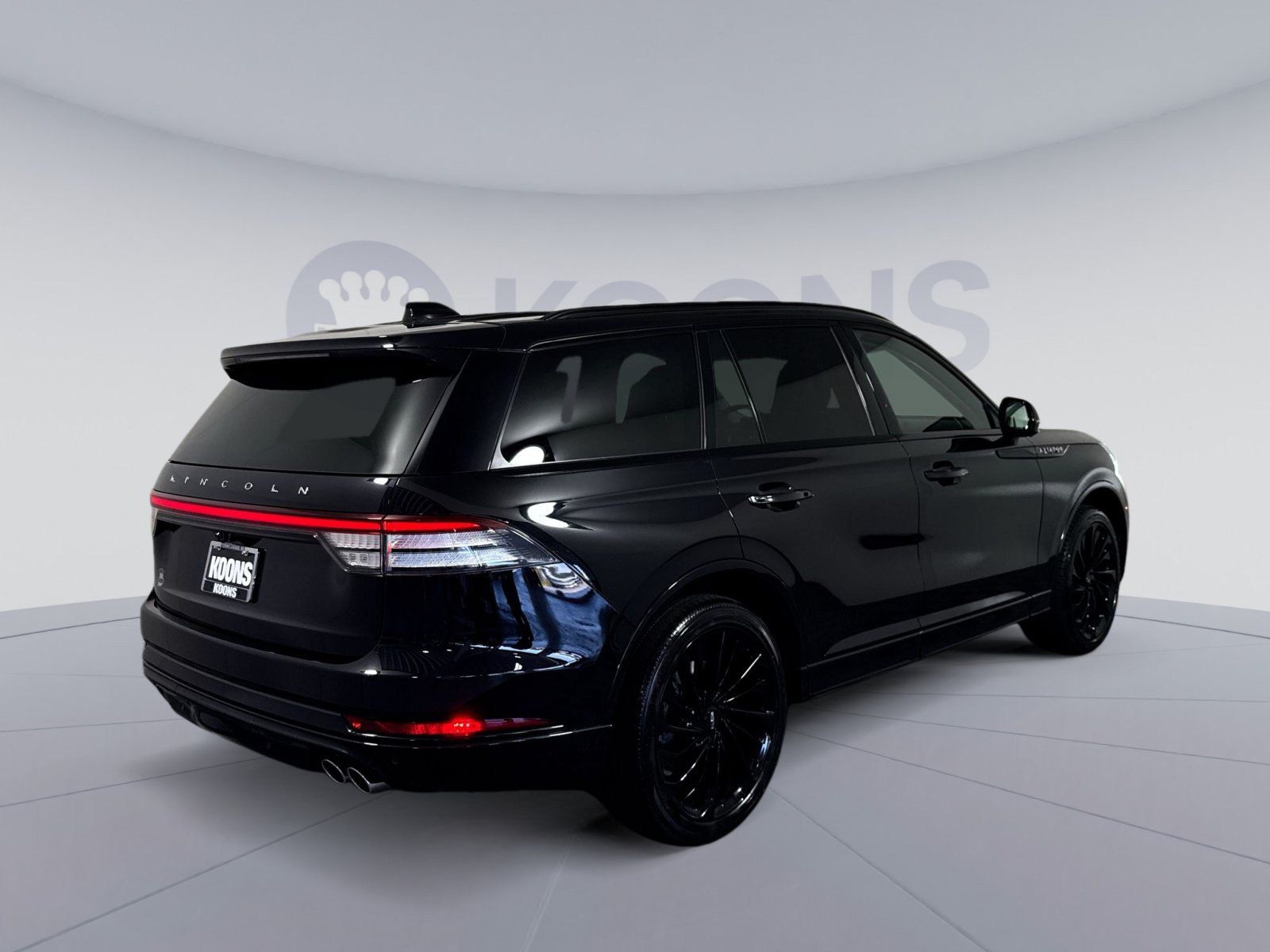 Used 2025 Lincoln Aviator Reserve w/ Equipment Group 201A AWD/4WD image 7
