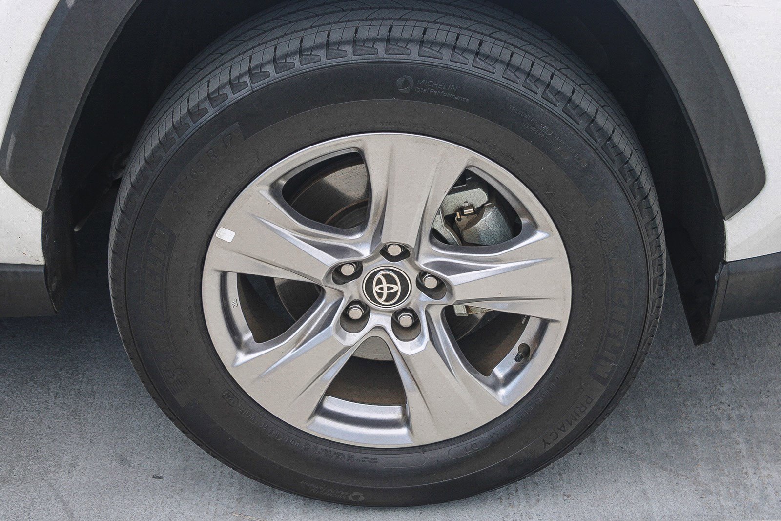 Certified 2023 Toyota RAV4 XLE w/ Convenience Package image 11