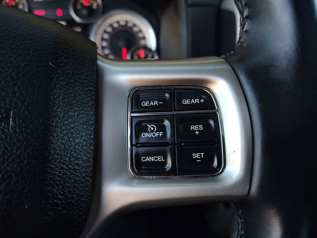 Used 2015 RAM 1500 Laramie w/ Convenience Group image 25