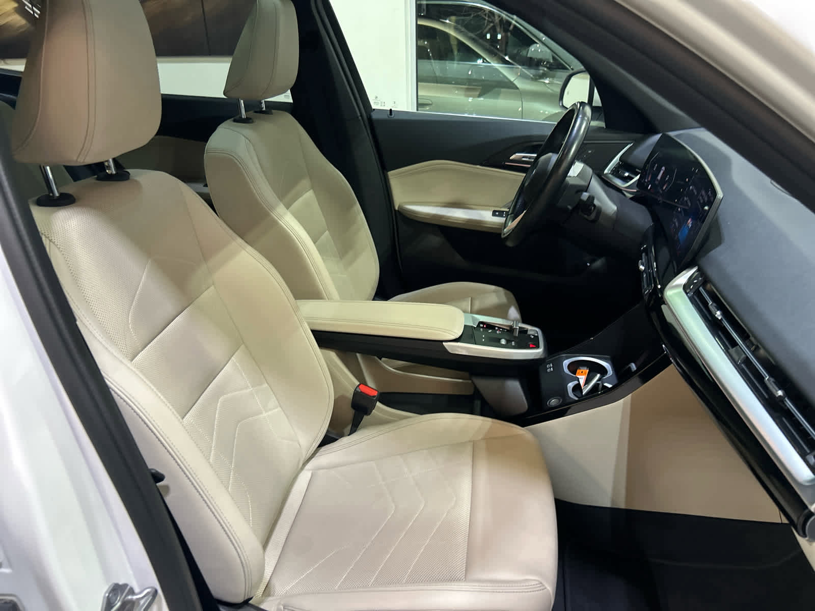 Used 2023 BMW X1 xDrive28i image 13