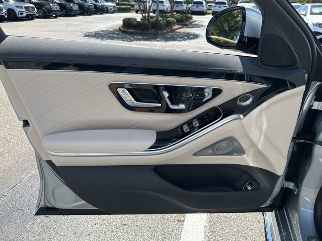 New 2026 Mercedes-Benz S 580 4MATIC Sedan image 21