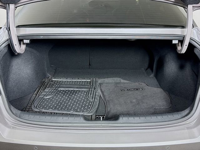 Used 2023 Hyundai Elantra Limited image 27