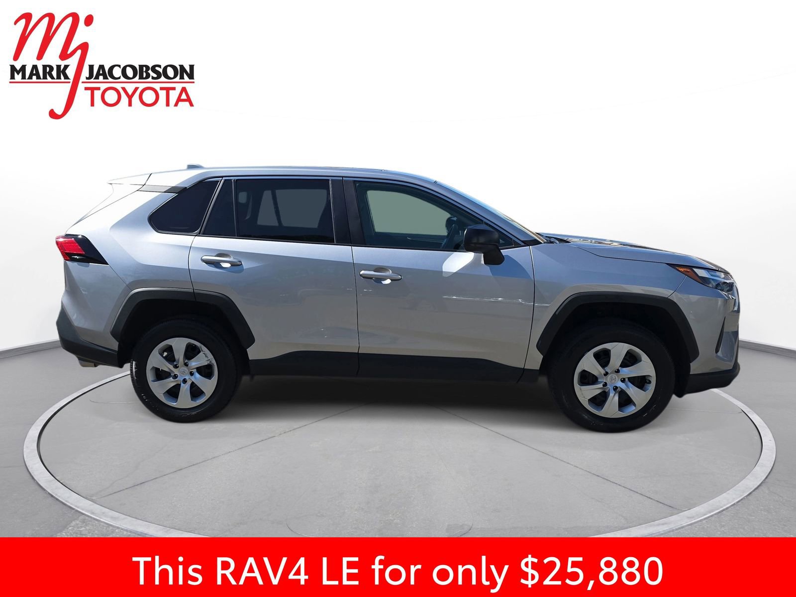 Used 2023 Toyota RAV4 LE image 6