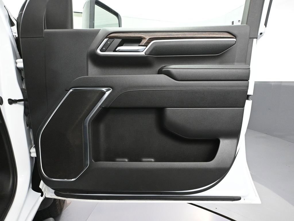 Used 2024 GMC Sierra 3500 SLE w/ SLE Convenience Package image 45