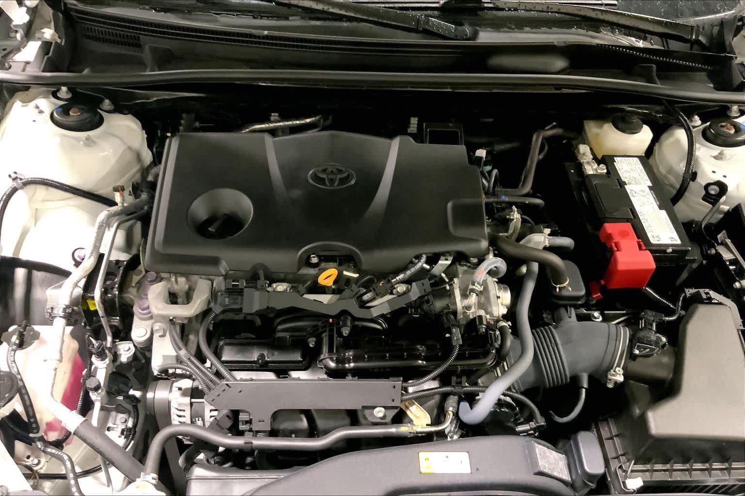 Used 2023 Toyota Camry SE AWD/4WD image 32