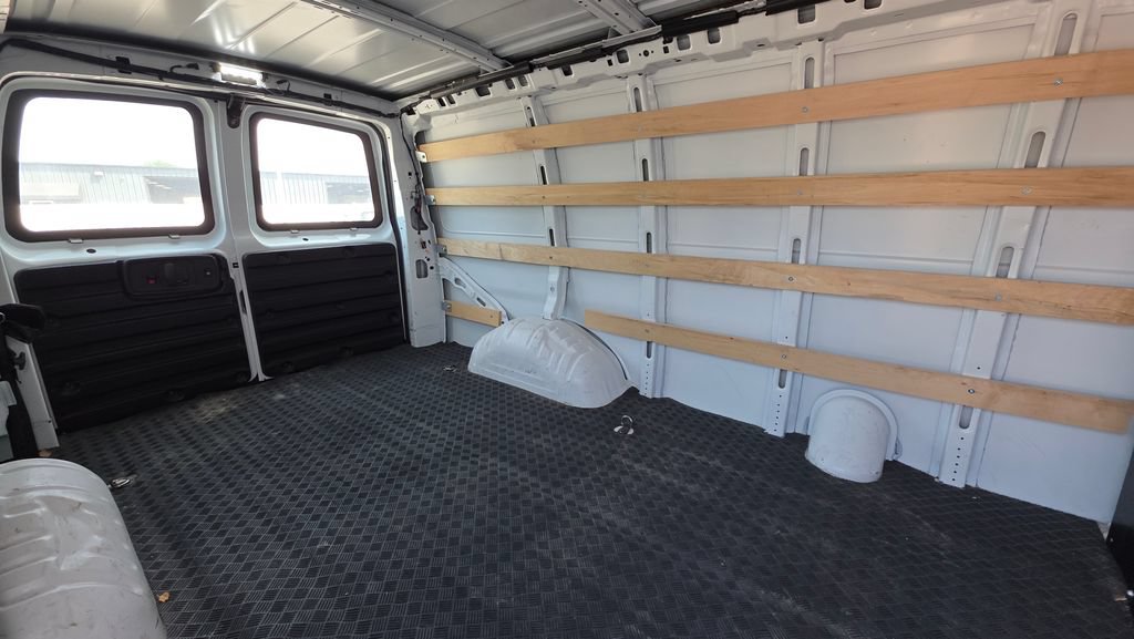 Used 2024 Chevrolet Express 2500 w/ Driver Convenience Package RWD image 13