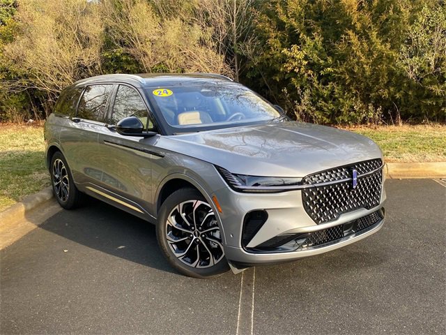 Used 2024 Lincoln Nautilus Reserve w/ Equipment Group 203A