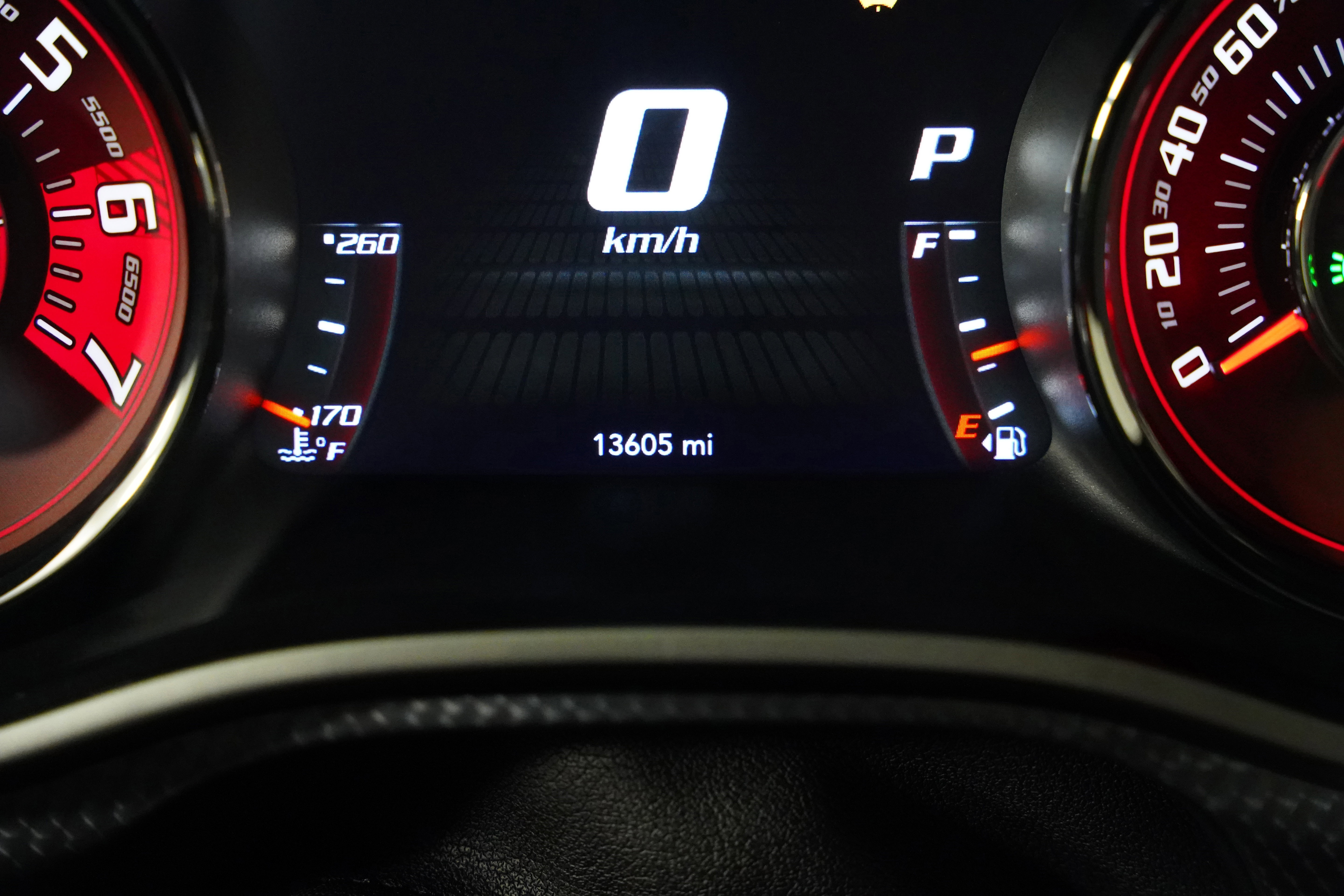 Used 2016 Dodge Challenger SRT Hellcat image 39