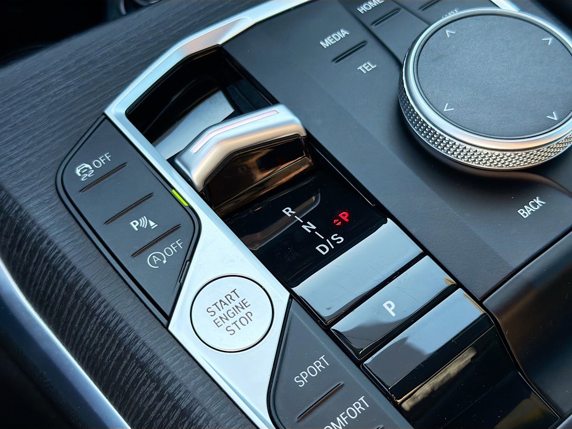 Certified 2025 BMW 430i Convertible image 30