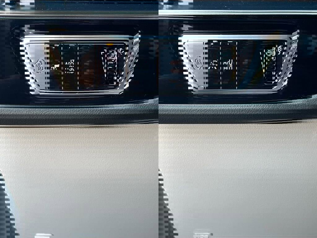 New 2026 Cadillac Lyriq Sport w/ LPO, Floor Liner Package image 10