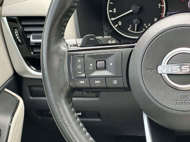 Used 2023 Nissan Rogue SL AWD/4WD image 25