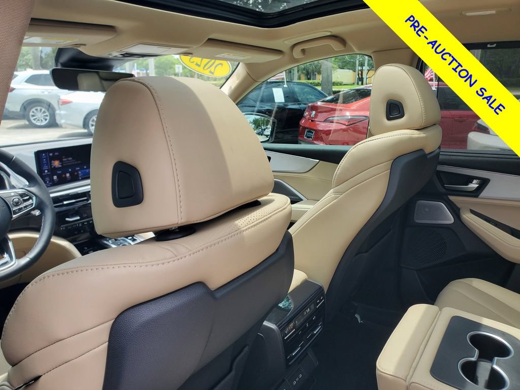 Used 2025 Acura MDX FWD w/ Technology Package image 12