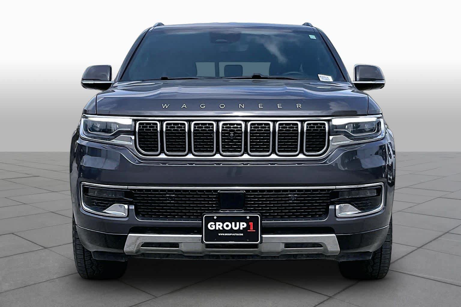 Used 2022 Jeep Wagoneer Series III w/ Convenience Group I AWD/4WD image 4