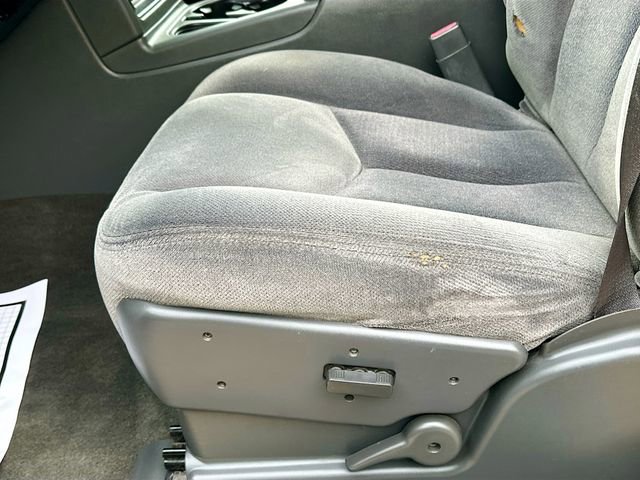 Used 2006 GMC Sierra 3500 SLE w/ Snow Plow Prep Package image 19