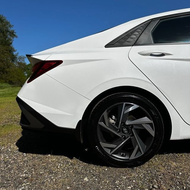 Certified 2025 Hyundai Elantra Sport FWD image 27